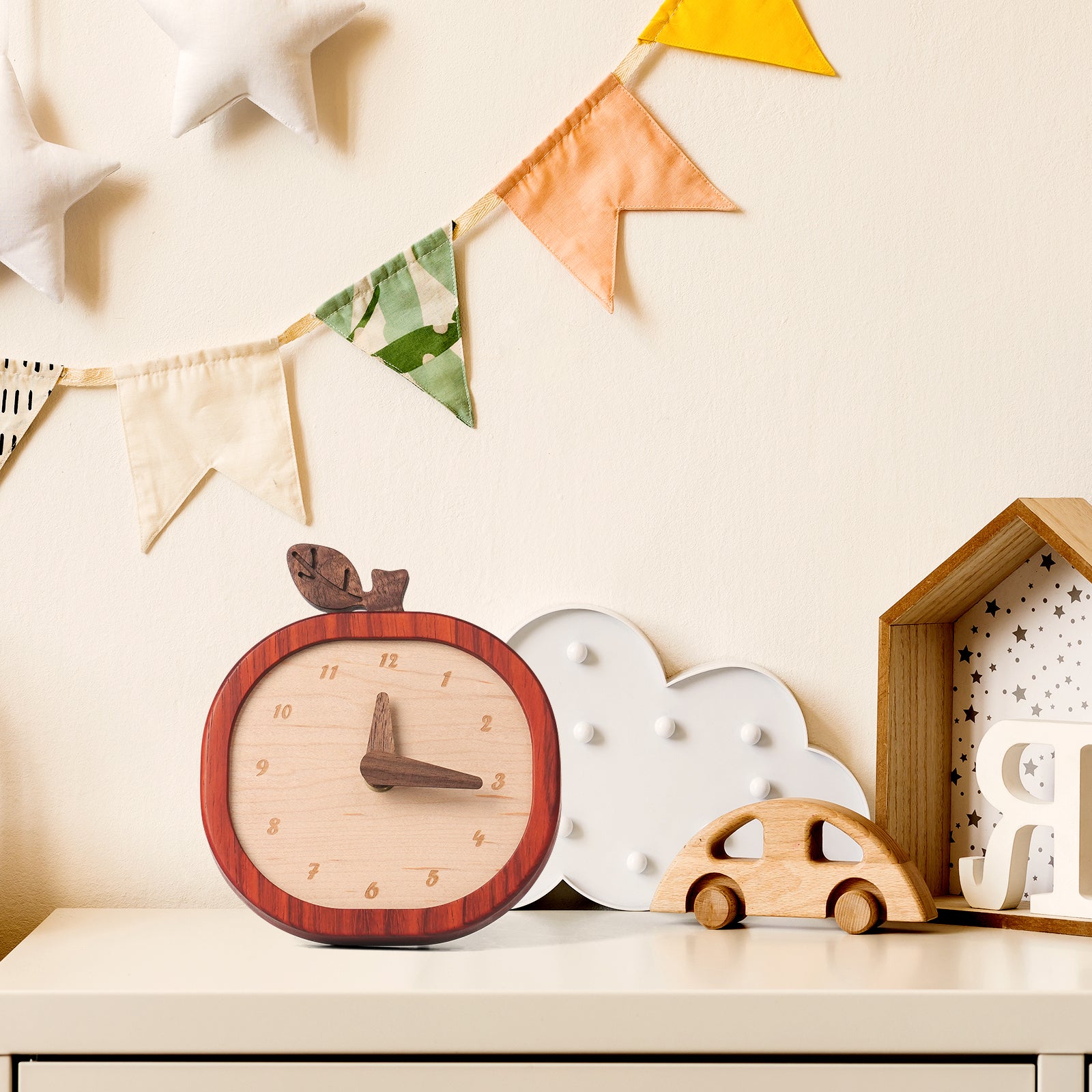 Apple Wooden Desk Clock – Fruit-Inspired Artistry Meets Precision Timekeeping