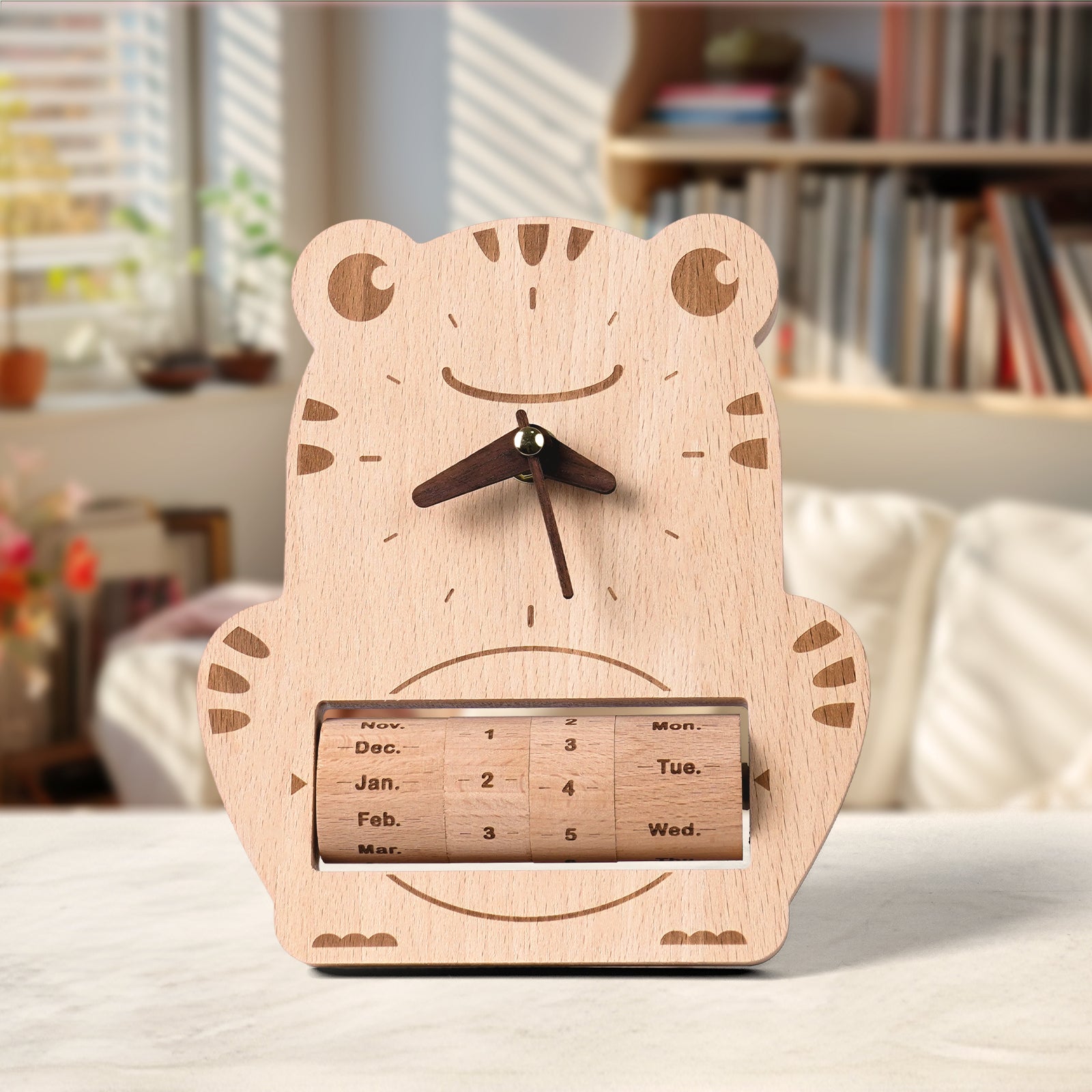 Wooden Frog Calendar Clock - Whimsical Timekeeper & Desk Decor