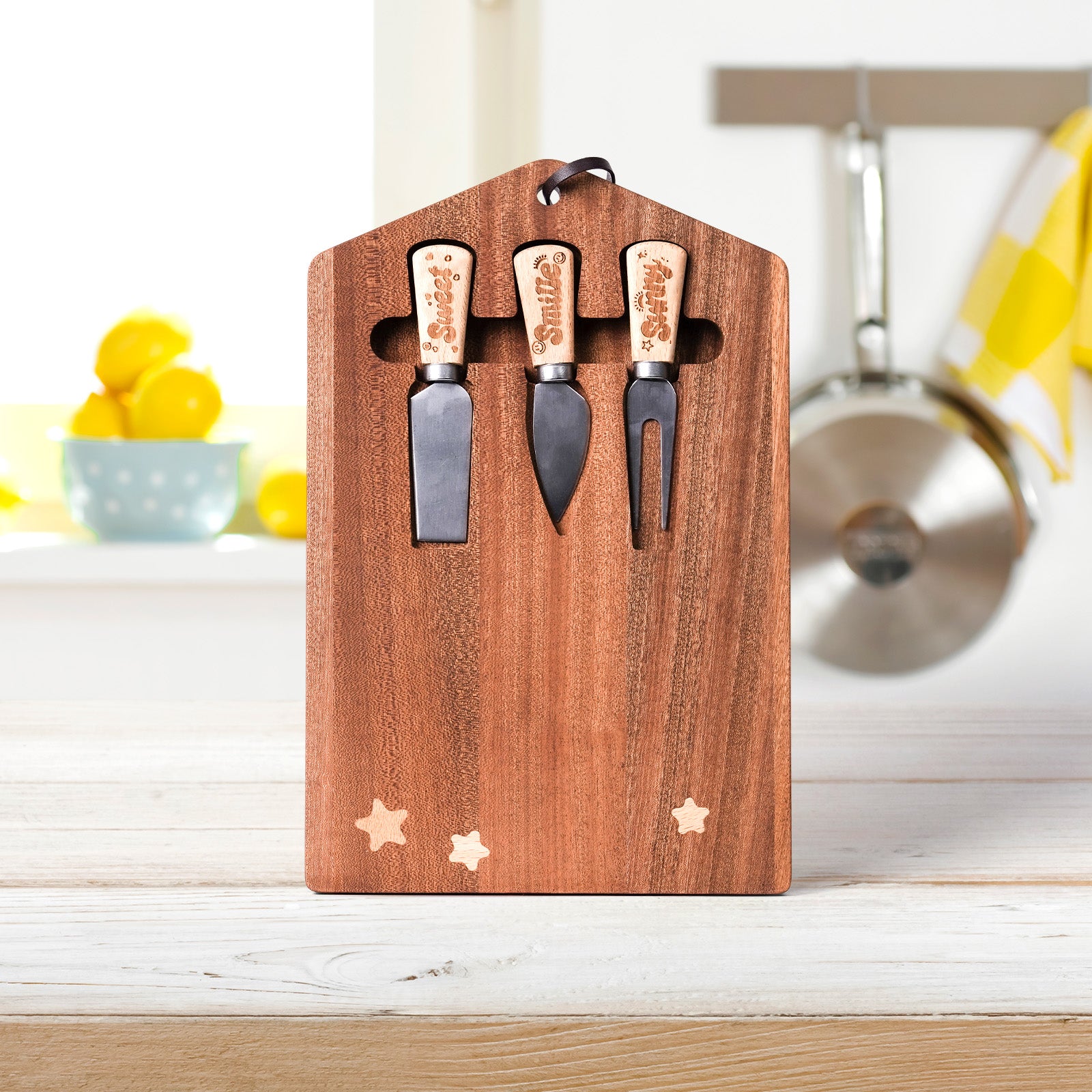 Wooden Cheese Knife Set with Starry Cutting Board – Perfect Gift for Kids & Families