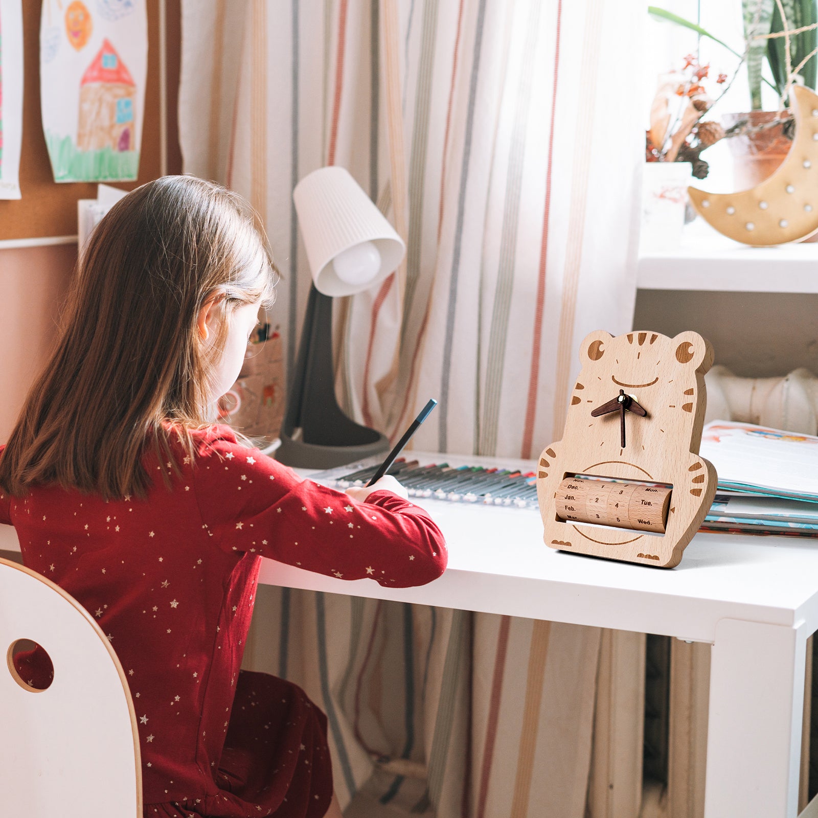 Wooden Frog Calendar Clock - Whimsical Timekeeper & Desk Decor