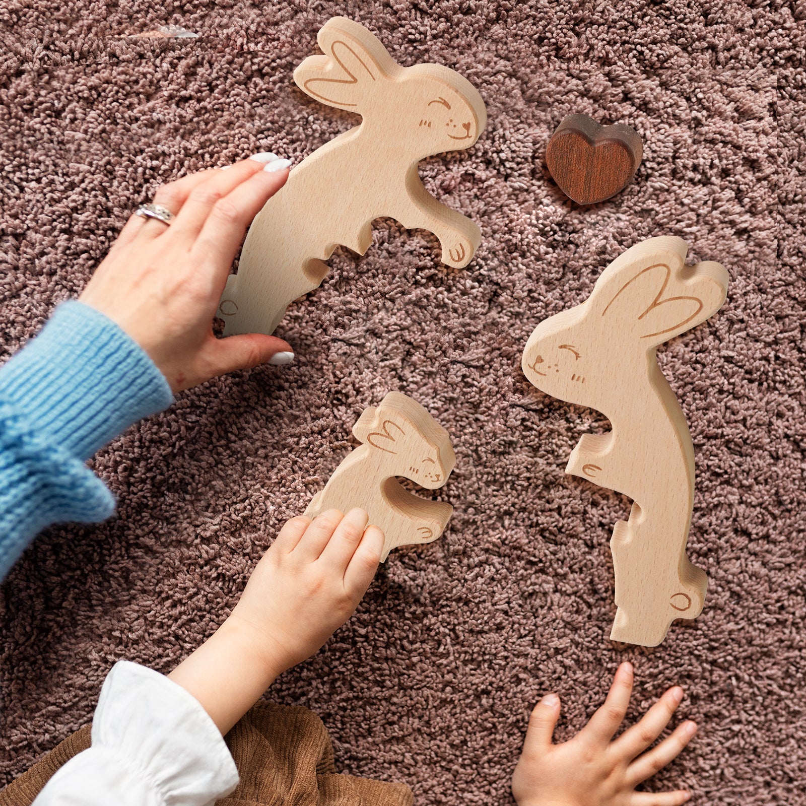 Wooden Rabbit Family Set - Heartwarming Home Decor & Personalized Gift for Every Occasion